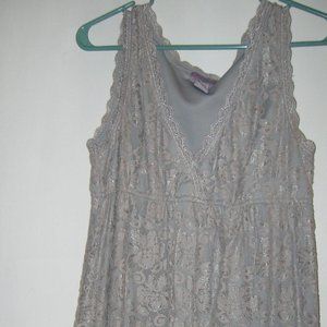 Knee Length Gray lace dress
